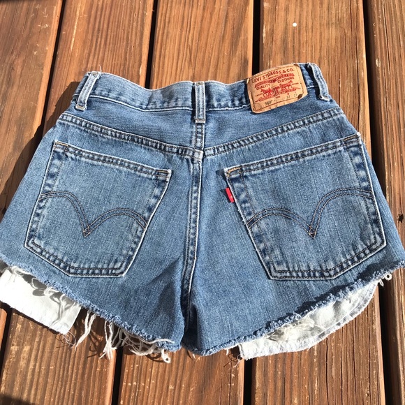 SOLD Levi cutoffs - Picture 3 of 3